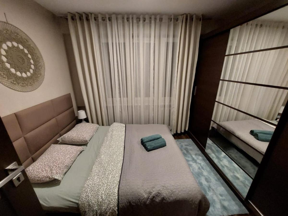 Studio 61 Apartment Elk Bagian luar foto